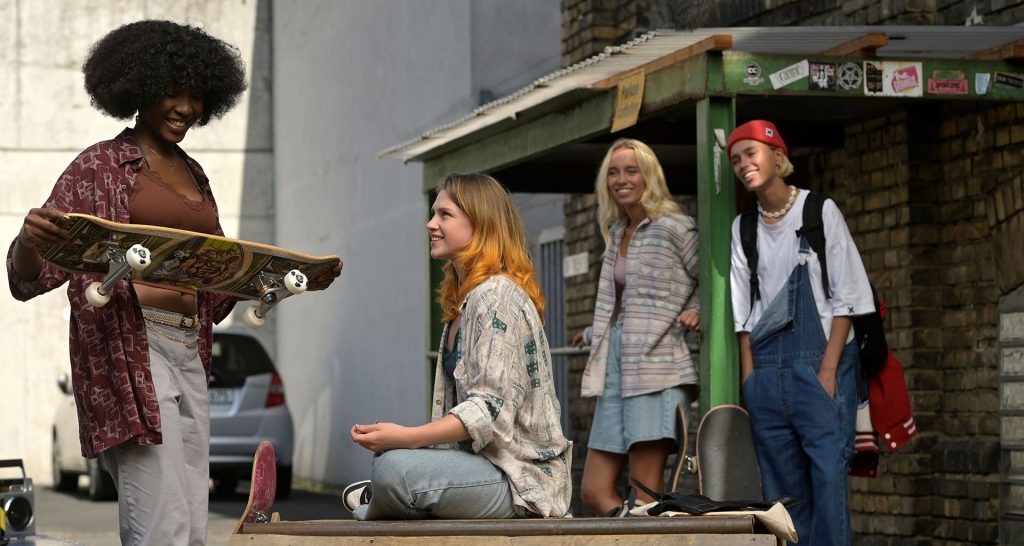 Skate Girls-Get Up 62 FICX